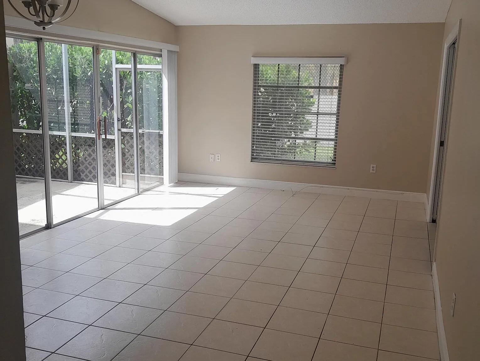 2 bed, 2.0 bath, 957 sqft, $2,500 — Photo 4