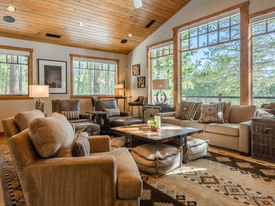 361 E Bear Lake Dr, Mammoth Lakes, CA, 93546