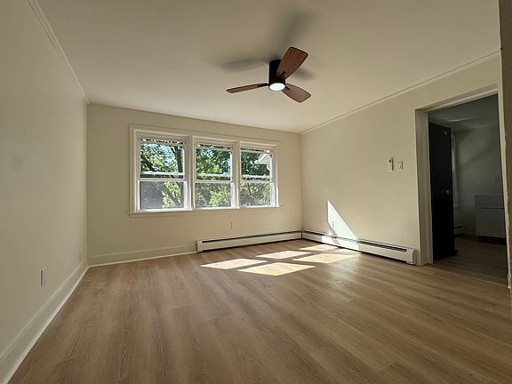 2nd image of 36 Thompson St Floor 1
