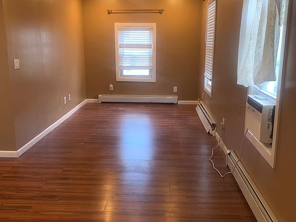 2nd image of 275 Clifton Ave Floor 2