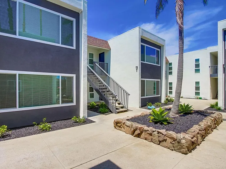 Emerald Beach House — Photo 14