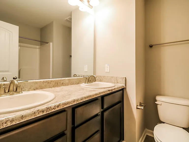 155 Oakdale Ave — Photo 11