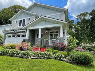 122 Melody Ln SW, Vienna, VA 22180