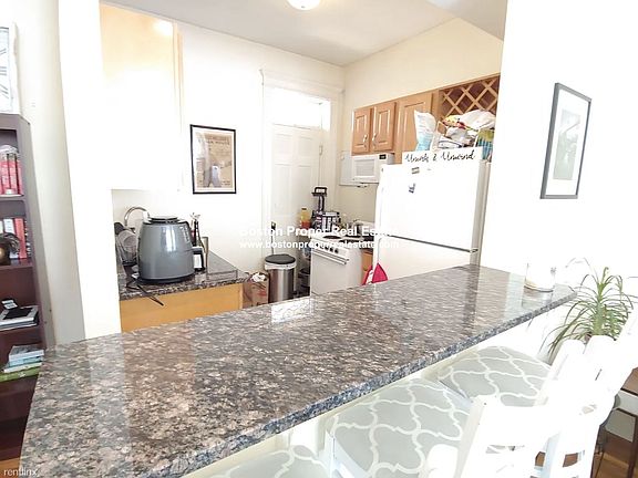 100 Queensberry St. #5 Boston - Fenway Unit Photo 2