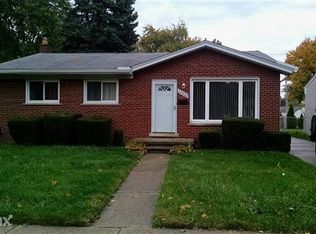 28628 Hales St, Madison Heights, MI 48071
