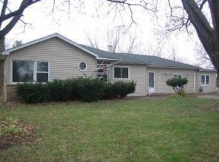 1840 N Marywood Ave, Aurora, IL 60505