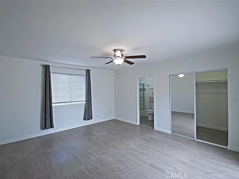 10622 Zelzah Ave — Photo 16