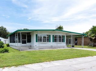 39143 Flora Ave, Zephyrhills, FL 33542