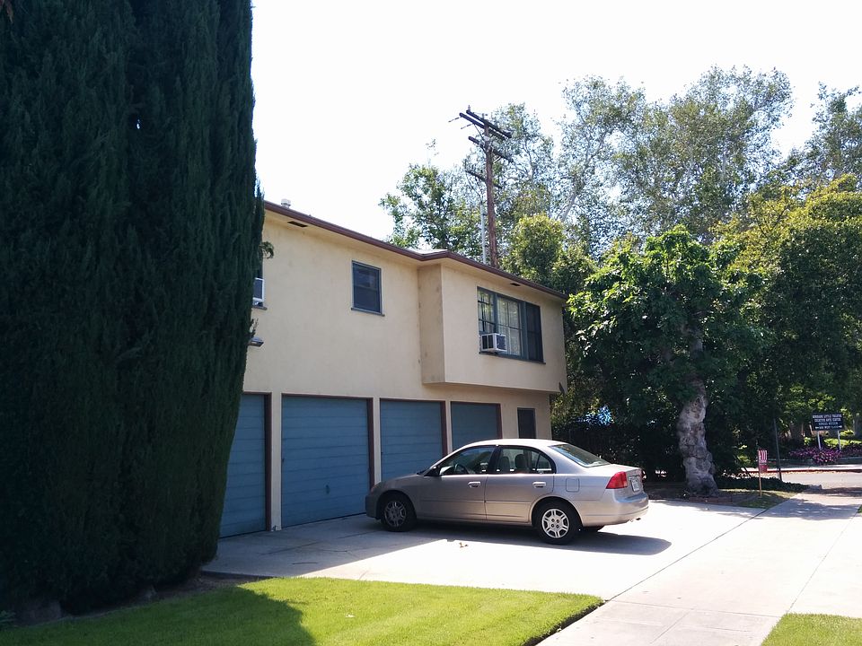 2nd image of 1026 W Clark Ave