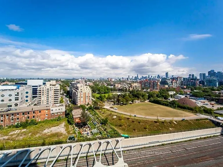 50 Ordnance St #1207 — Photo 31