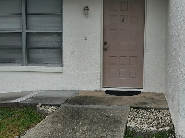 1829 Agora Cir SE, Palm Bay, FL