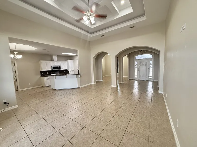 1200 W Park Dr — Photo 1