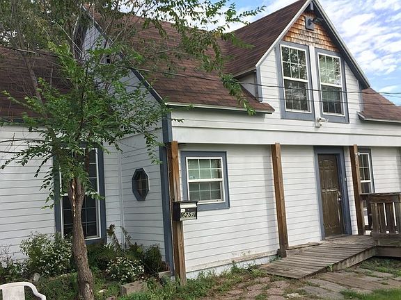 3rd image of 625 Erie St SE
