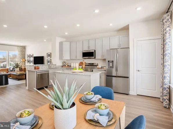 105 Boone Ct, Winchester, VA 22602