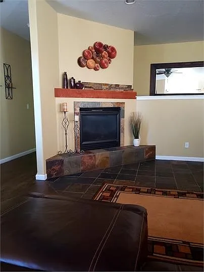 15284 Savik Ln — Photo 27
