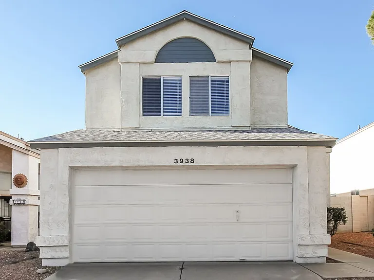 3938 W Whispering Wind Dr — Photo 1