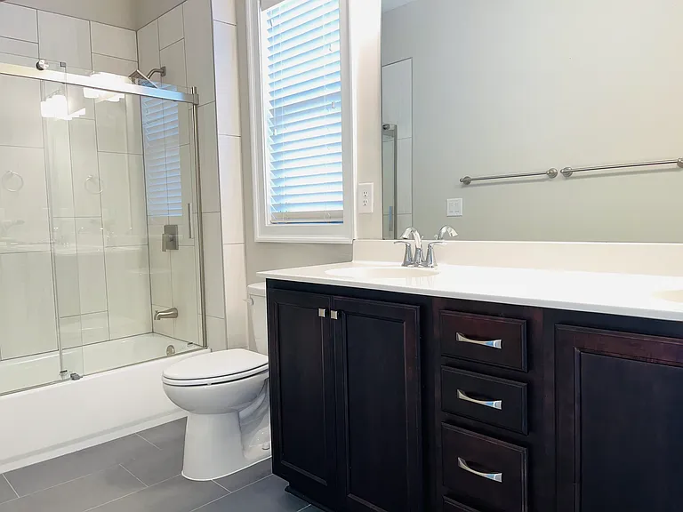 350 Braeden Way — Photo 16