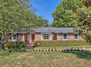 208 Oakwood Dr, Lexington, SC 29073