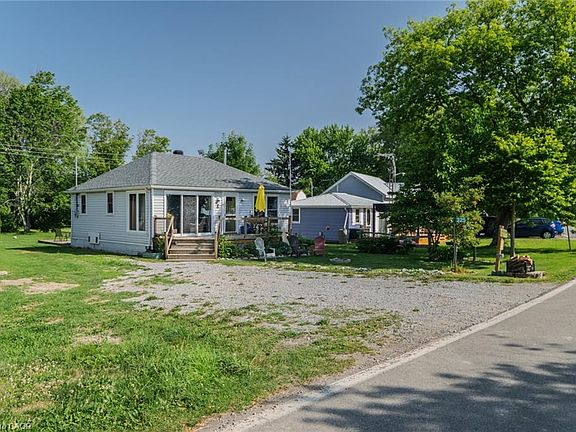 3rd image of 325 Blue Water Pkwy