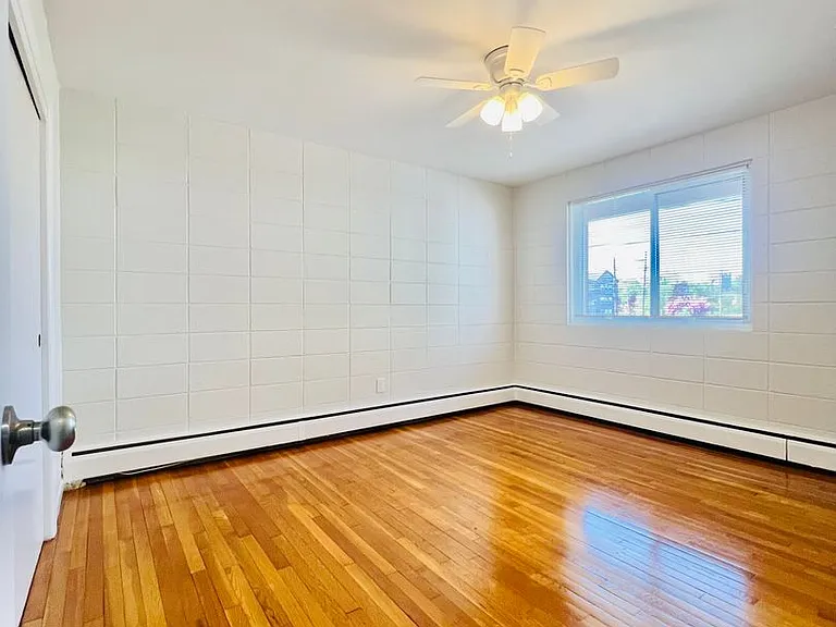 1710 Broad Street — Photo 5