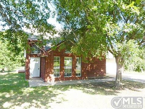 1st image of 116 Meadow Creek Dr