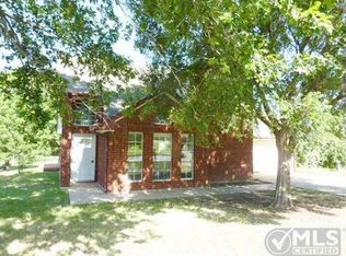116 Meadow Creek Dr, Weatherford, TX 76085
