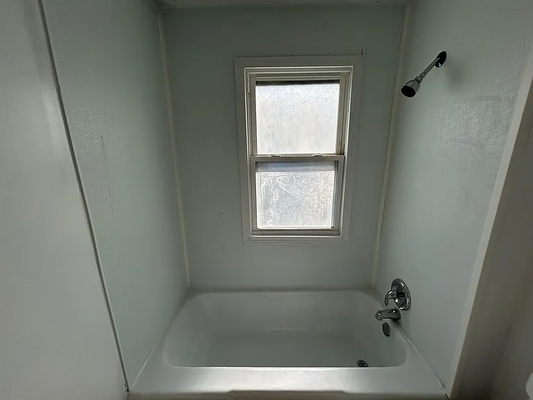 11220 Primrose Ave — Photo 29