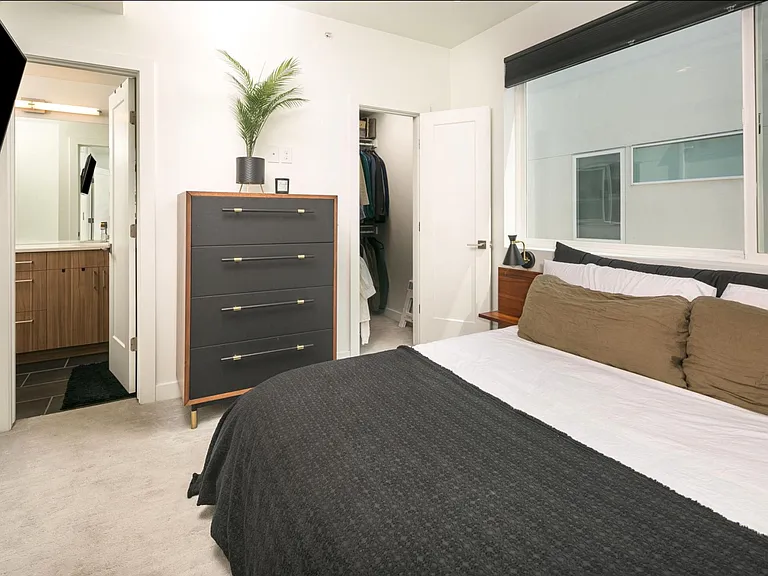 1616 N Irving St #44 — Photo 10