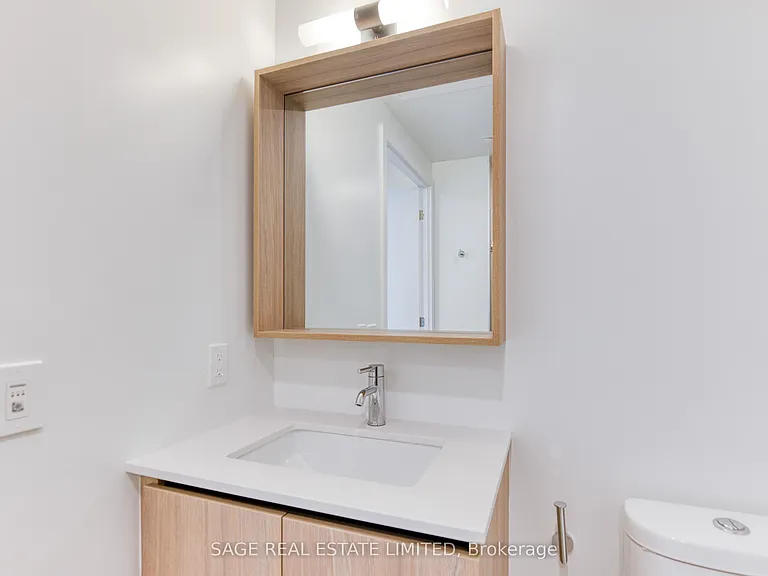 35 Parliament St #2812 — Photo 3