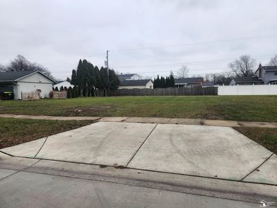 1306 John L Dr, Monroe, MI, 48162