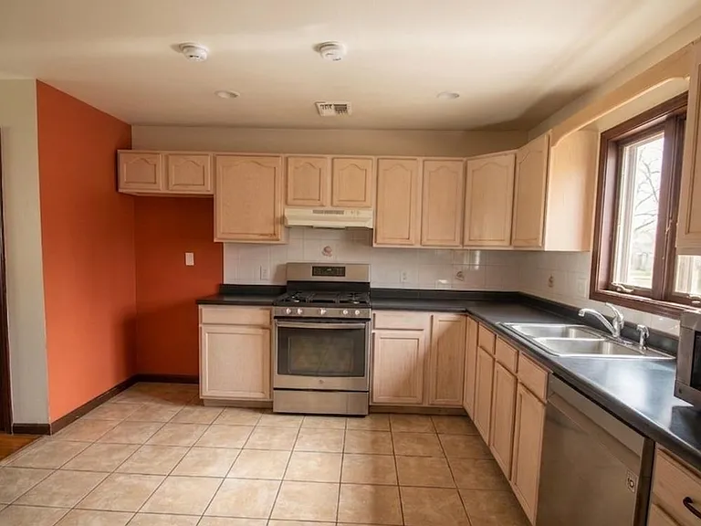 730 Humboldt St #2 — Photo 2