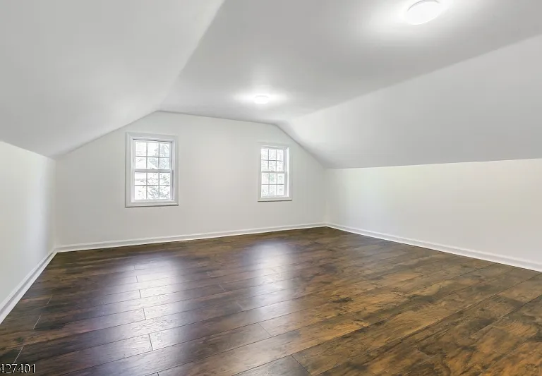 1008 Mary Allen Ln — Photo 20