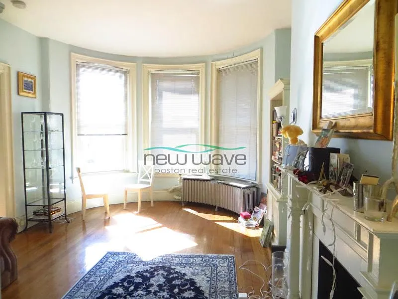 379 Commonwealth Ave #5