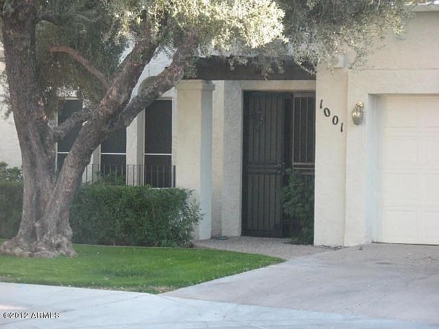 2nd image of 1001 W Cactus Wren Dr