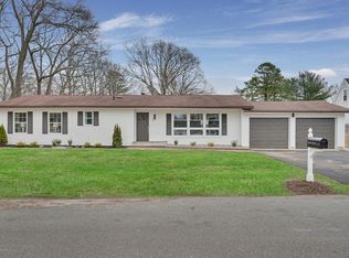 39 Laurelhurst Dr, Brick, NJ 08724