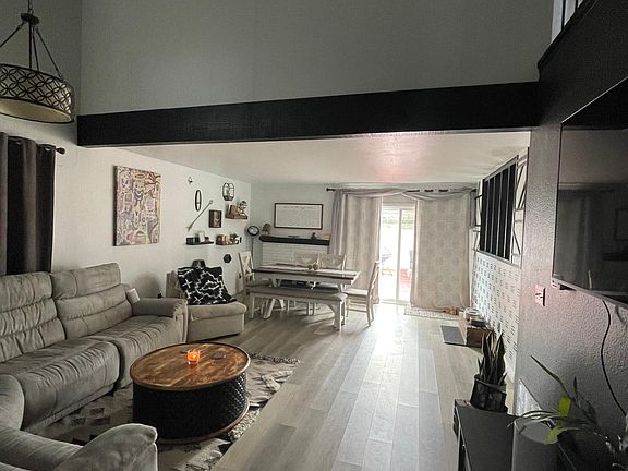 5th image of 6908 Sandleford Way