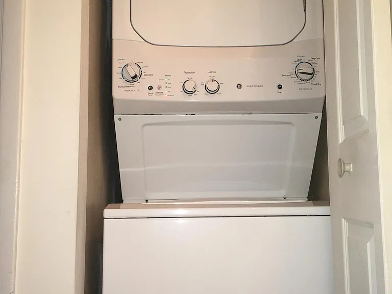 Washer-dryer