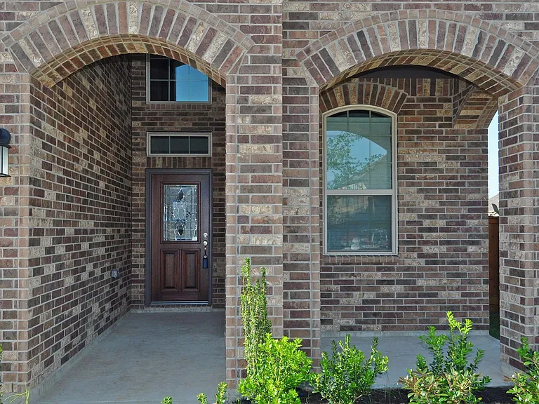 23839 Villa Lisa Dr — Photo 2