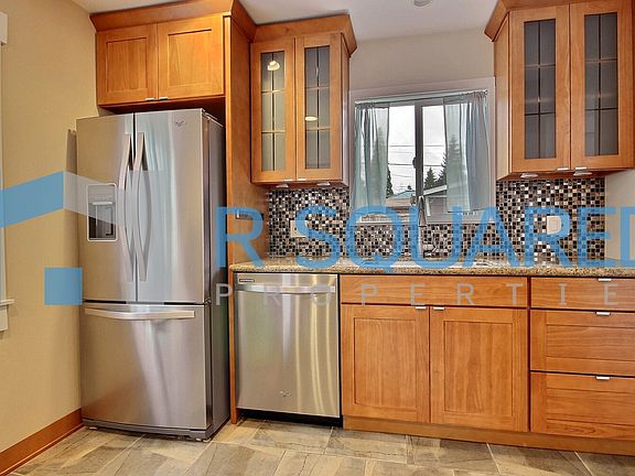 5th image of 9915 34th Ave SW