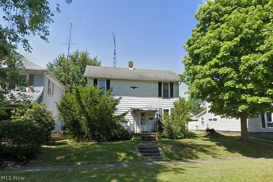 1st image of 266 W Maryland Ave