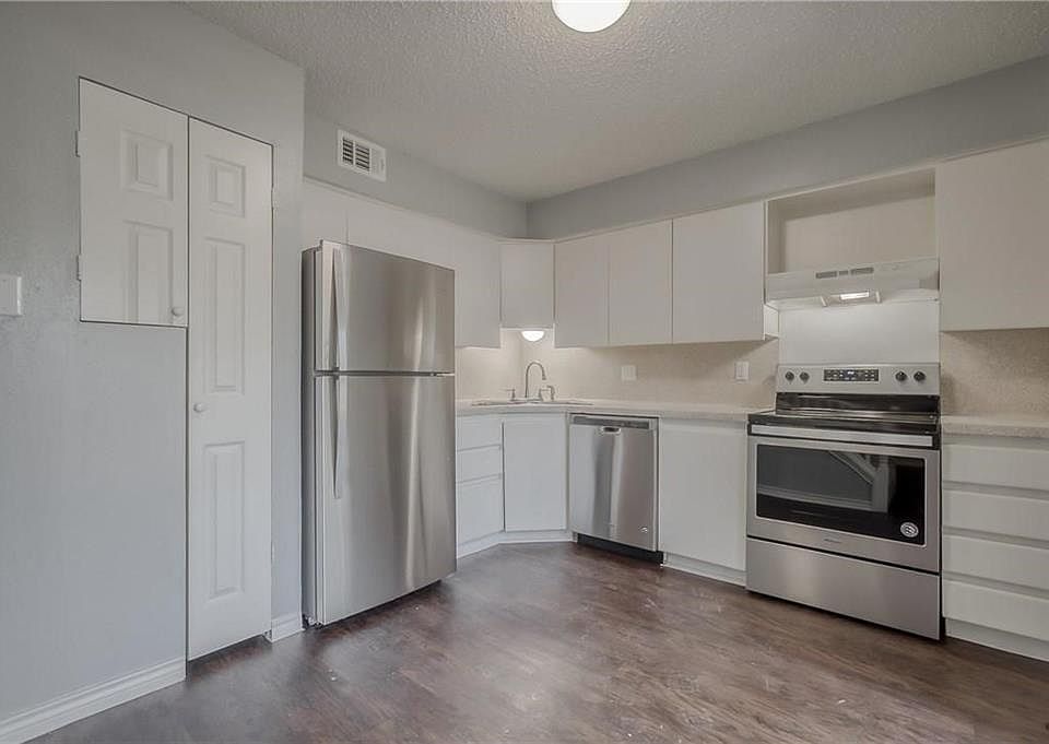 1st image of 900 S Tennessee St APT 14