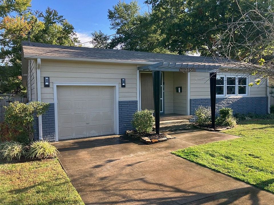 Single car garage