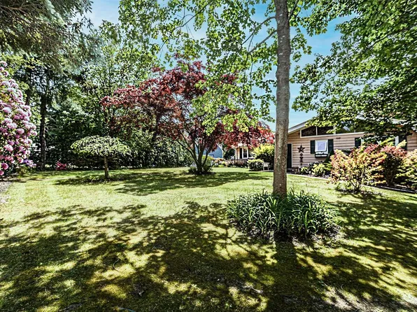 6 Mill Pond Lane, East Moriches, NY 11940