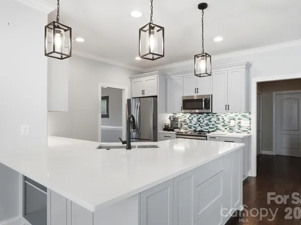 5508 Tillery Ln, Gastonia, NC 28056