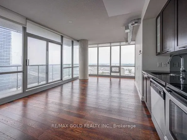33 Mill St, Toronto, ON