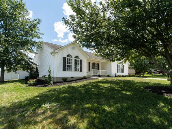 55 Wyer St, Weyers Cave, VA 24486