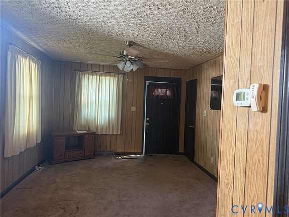 3rd image of 2713 Pickett St
