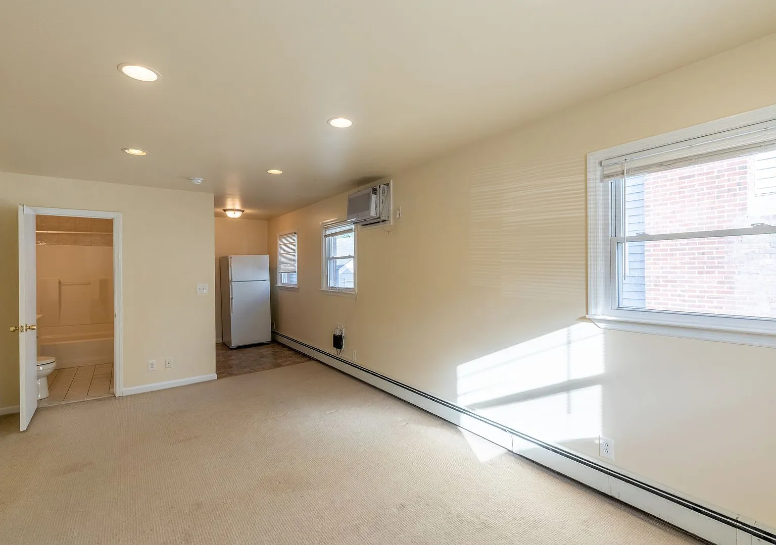 89 Welton St — Photo 2
