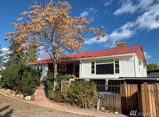 414 Riverview Dr, Omak, WA 98841