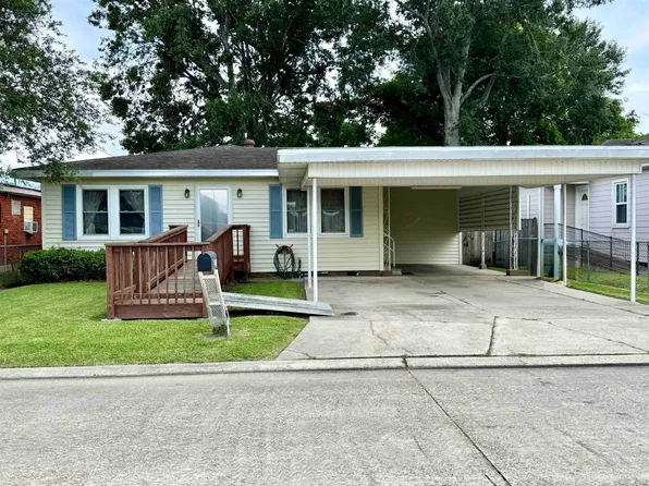 326 Chennault St, Morgan City, LA 70380